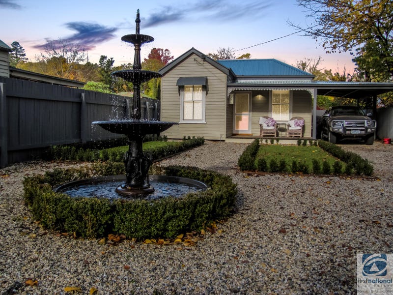 38 Finch Street, Beechworth, Vic 3747 Property Details