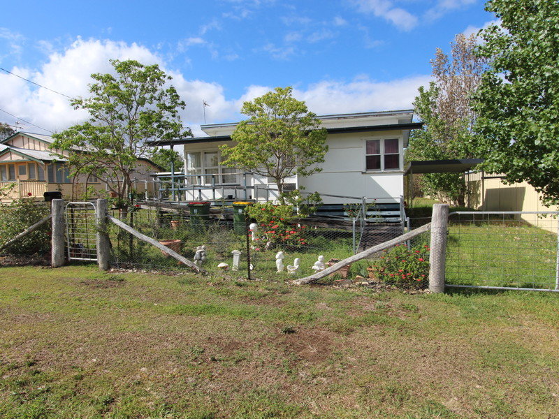 7 Brodie Street Nobby QLD 4360 realestate .au