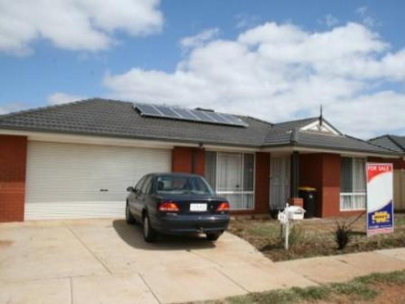 84 Dunvegan Drive, Kurunjang, VIC 3337