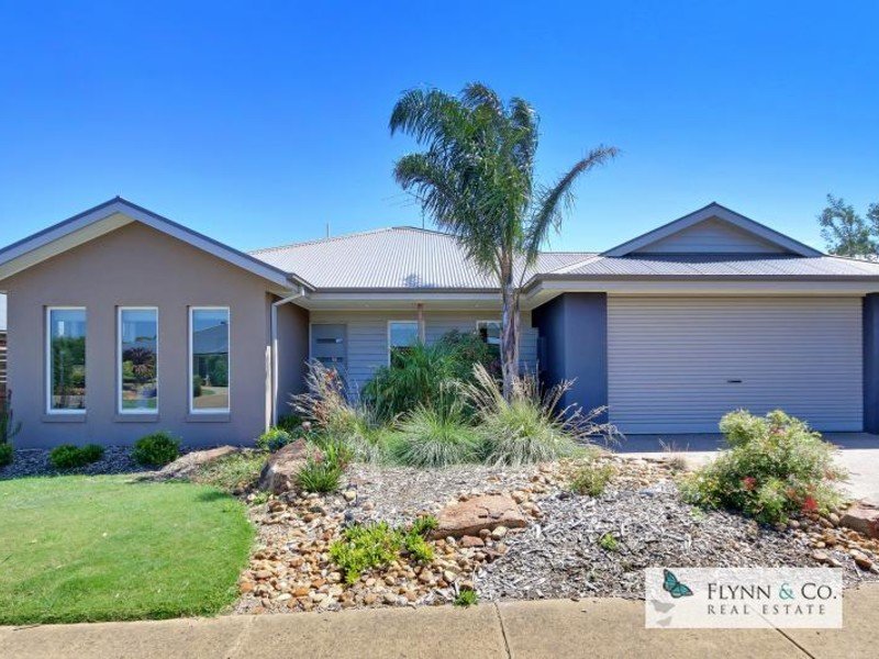 16 Lovely Meadows Court, Rosebud, Vic 3939 Property Details