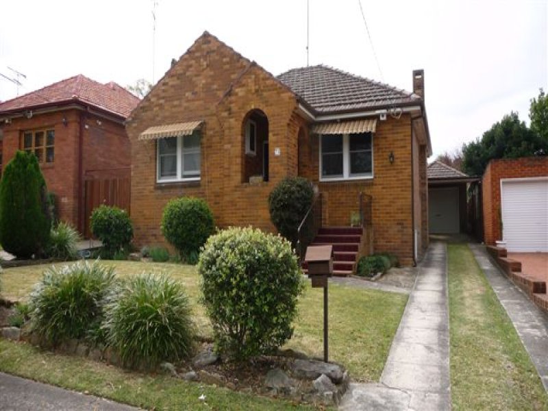 74 Grove Avenue, Penshurst, NSW 2222