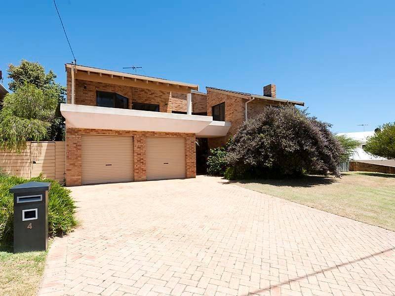 4 Ross Avenue, Sorrento, WA 6020 Property Details