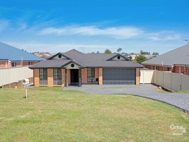 132 Aberglasslyn Road, Rutherford, NSW 2320 Property Details