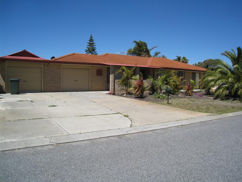 8 Port Royal Drive, Safety Bay, WA 6169