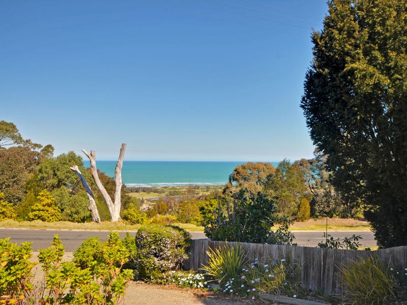 45 Ocean View Parade, Lakes Entrance, Vic 3909