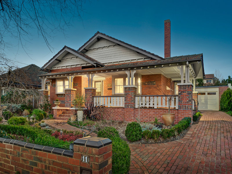 11 Willandra Avenue, Canterbury, Vic 3126 Property Details