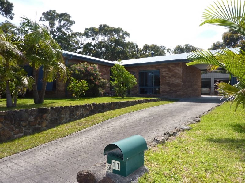 11 Mercury Drive, Lake Tabourie, NSW 2539