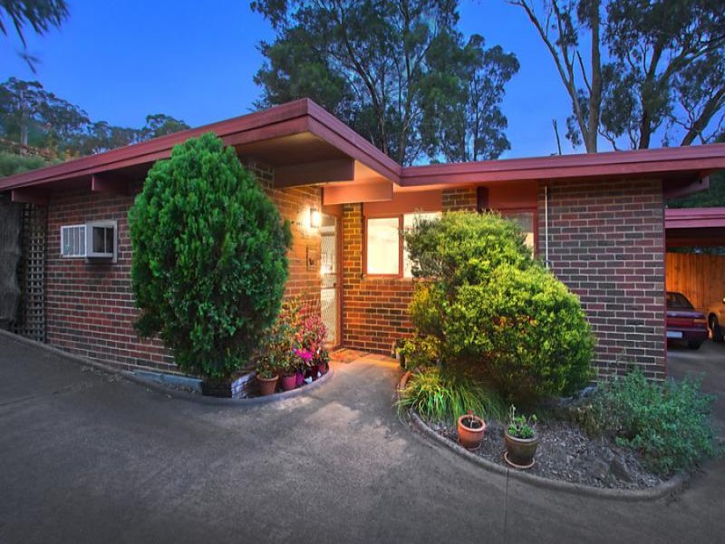 1/104 St Helena Road, Greensborough, Vic 3088 Property Details