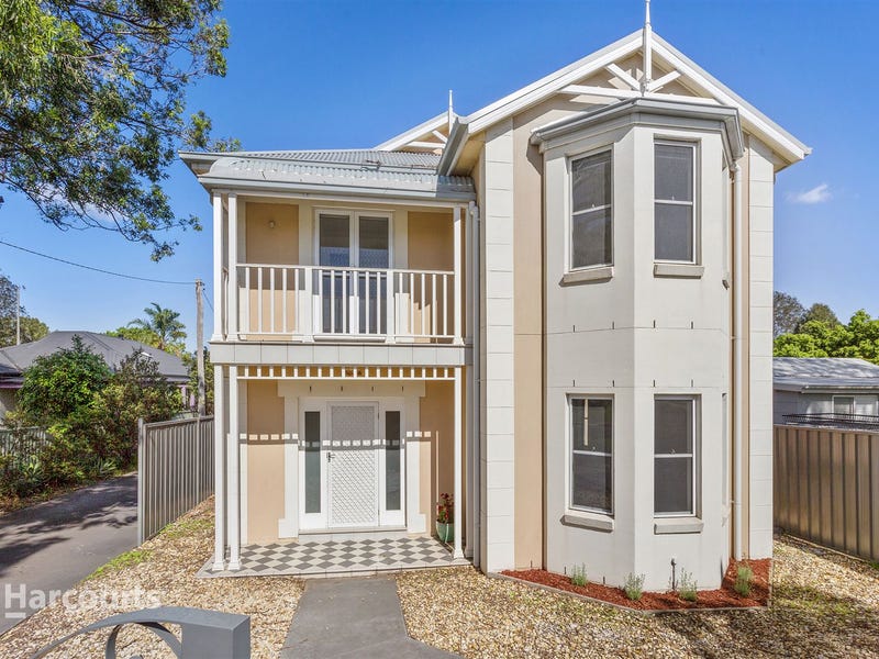 2/9 The Boulevarde, Oak Flats, NSW 2529 2/9 The Boulevarde, Oak Flats, NSW 2529