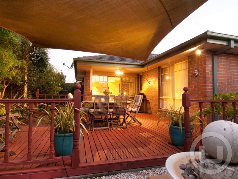 4 Paperbark Drive, Mount Martha, Vic 3934