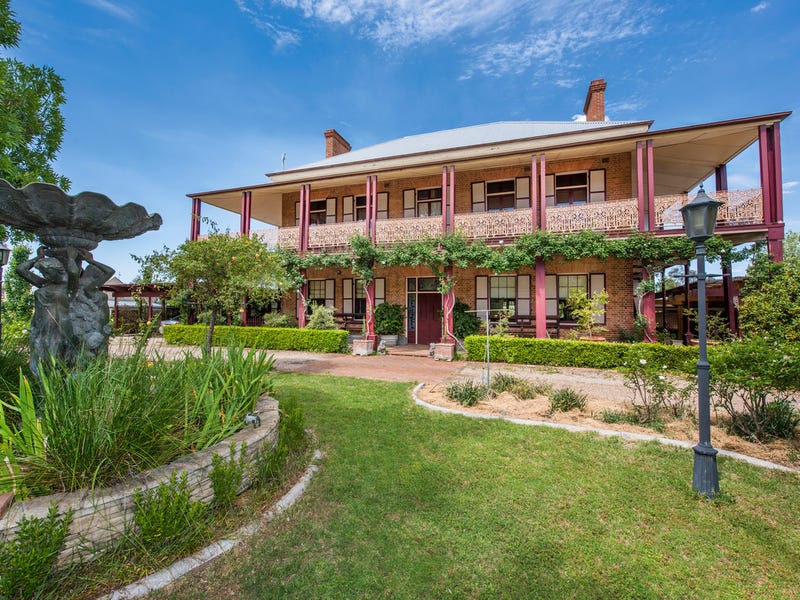 Bleak House 7 Lawson Street, Mudgee, NSW 2850 Property Details