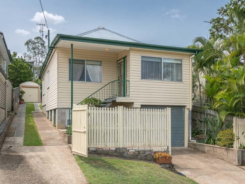 39 Annie Street, Auchenflower, Qld 4066 Property Details
