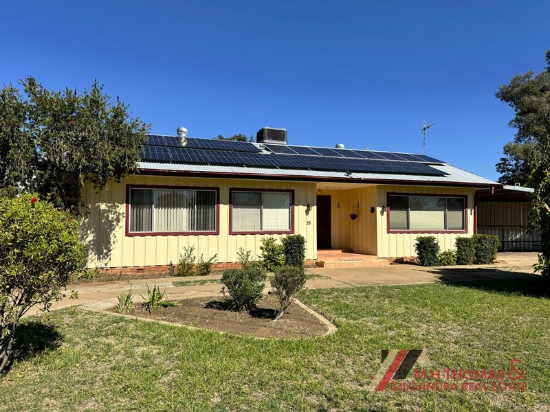 25 Bobs Street, Gilgandra, NSW 2827 House for Sale