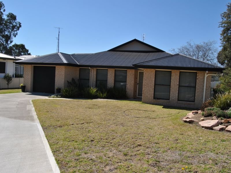 16 Lindsay Avenue, Inverell, NSW 2360