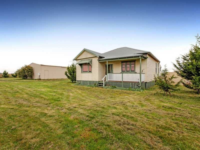 176 Finchs Road, Melton, Vic 3337 Property Details
