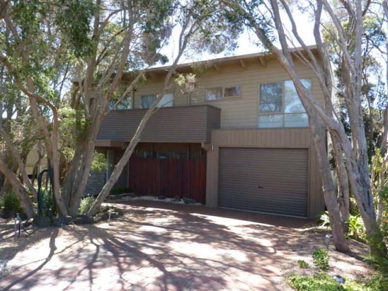 24 Geoffrey Street, Blairgowrie, Vic 3942 Property Details