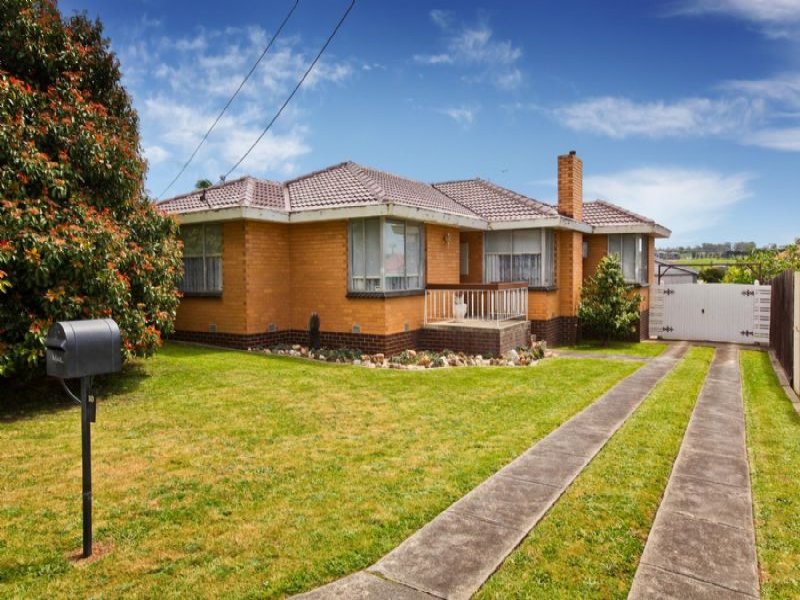 10 Bamford Avenue, Westmeadows, Vic 3049 Property Details