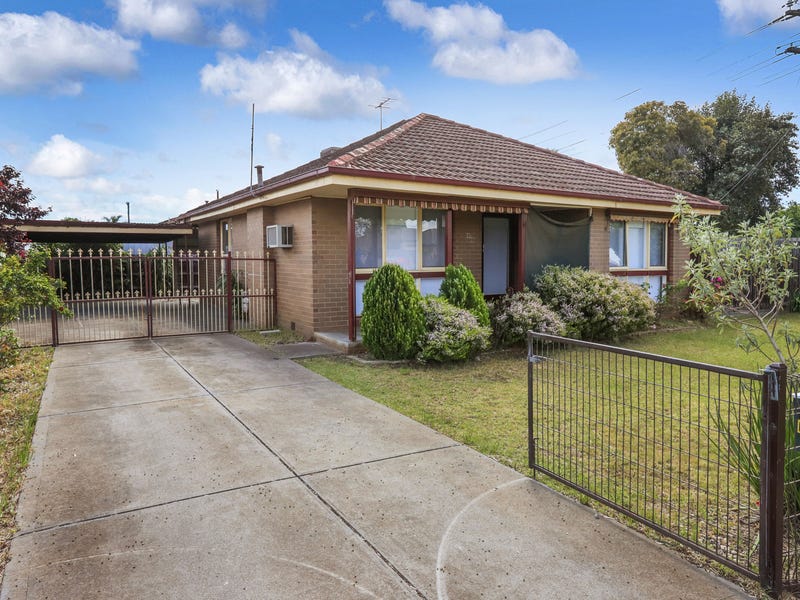 65 Station Road, Melton South, VIC 3338