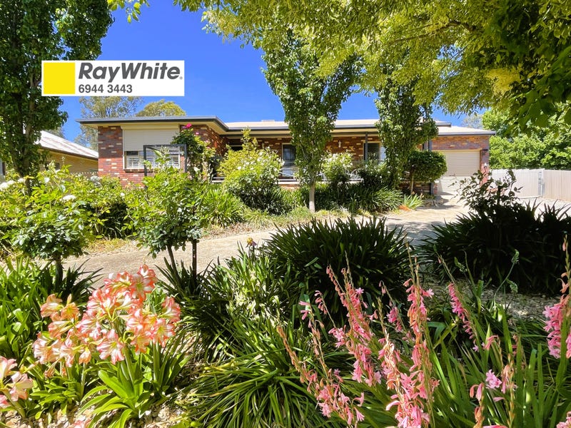 16 Eagle Street, Gundagai, NSW 2722 House for Sale