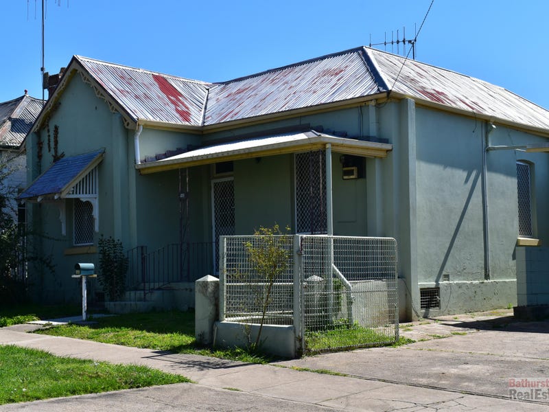 143 Peel Street, Bathurst, NSW 2795
