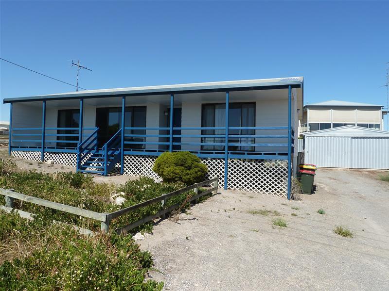 6 Esplanade, Hardwicke Bay, SA 5575