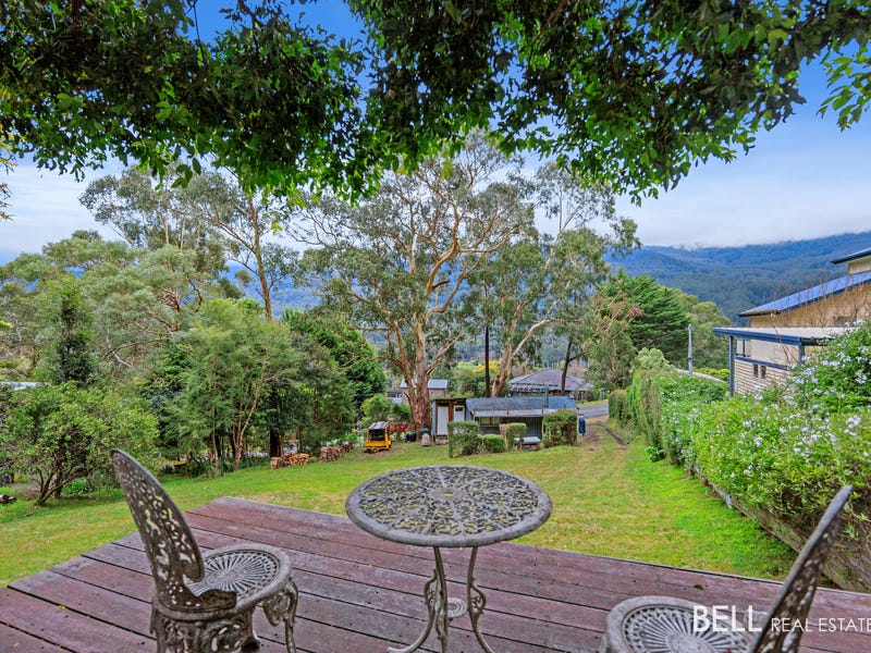 4 Redcliffs Avenue, Warburton, VIC 3799