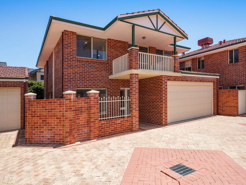 Unit 2/5 Fraser St, Rockingham, WA 6168 Townhouse for Sale