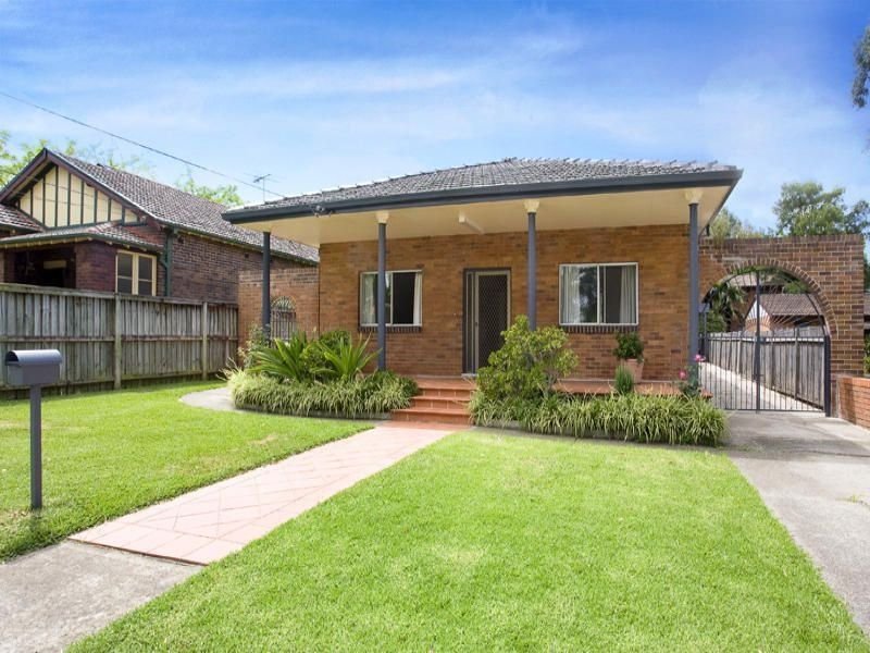 194 Croydon Avenue, Croydon Park, NSW 2133
