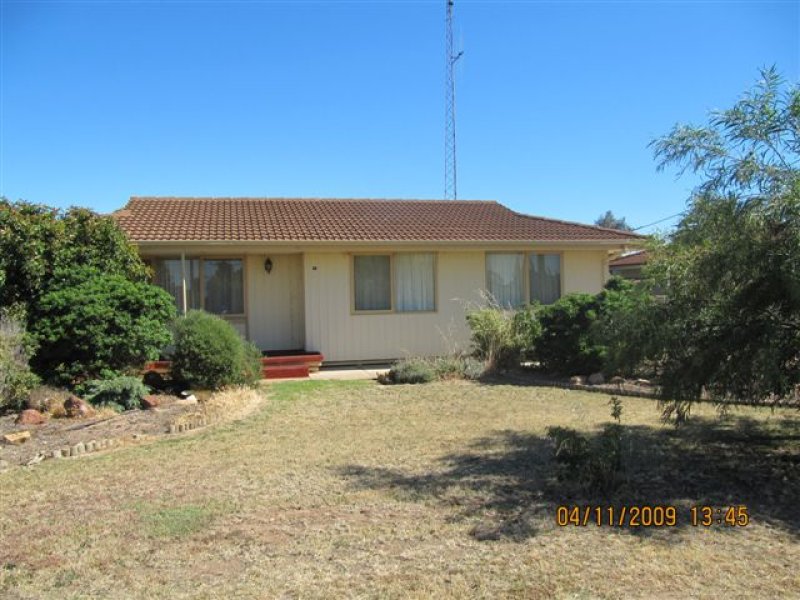 8 Street, Kadina, SA 5554 Property Details
