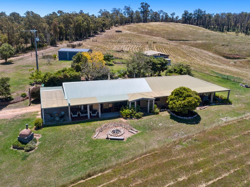 690 Waterholes Road, Clifton Creek, VIC 3875