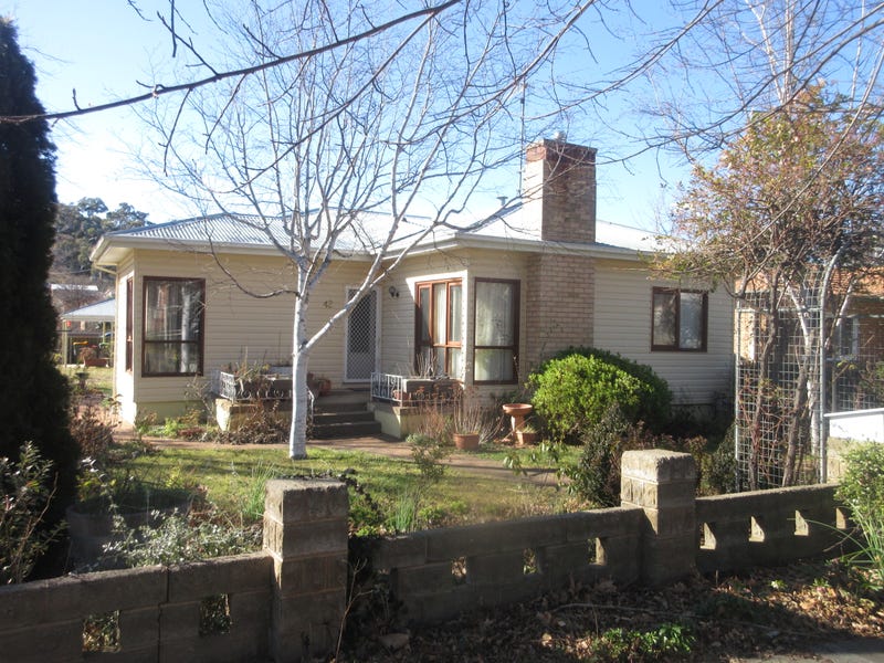 42 Lambie Street, Cooma, NSW 2630