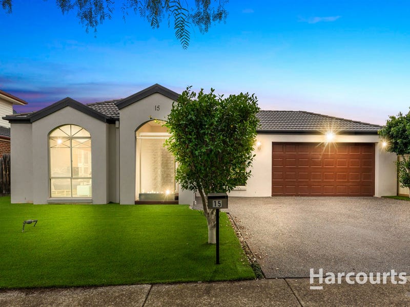 15 Flowerdale Road, Cairnlea, VIC 3023