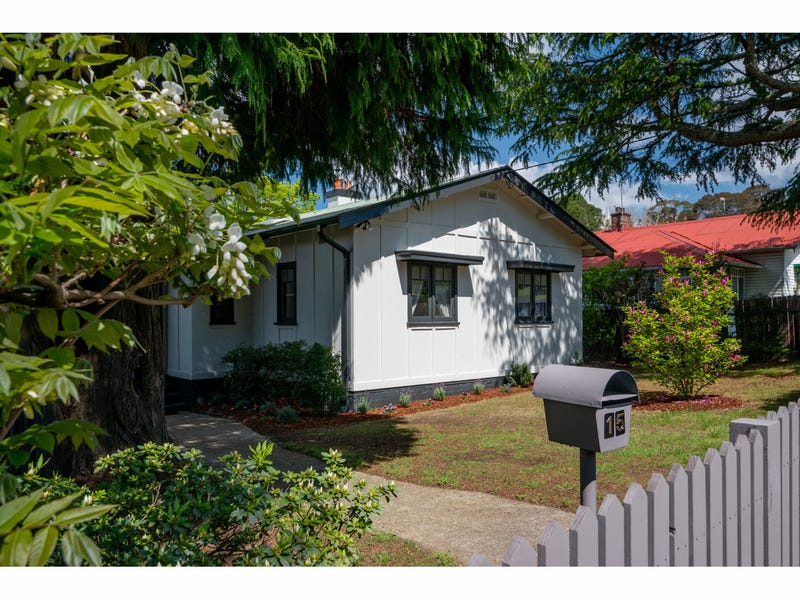 15 Mort Street, Katoomba, NSW 2780