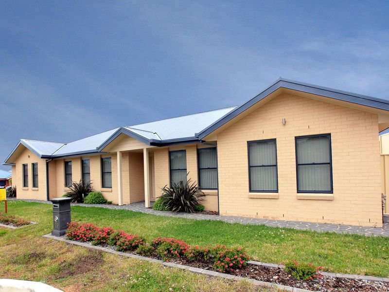 29 Tennyson Drive, Queanbeyan East, NSW 2620