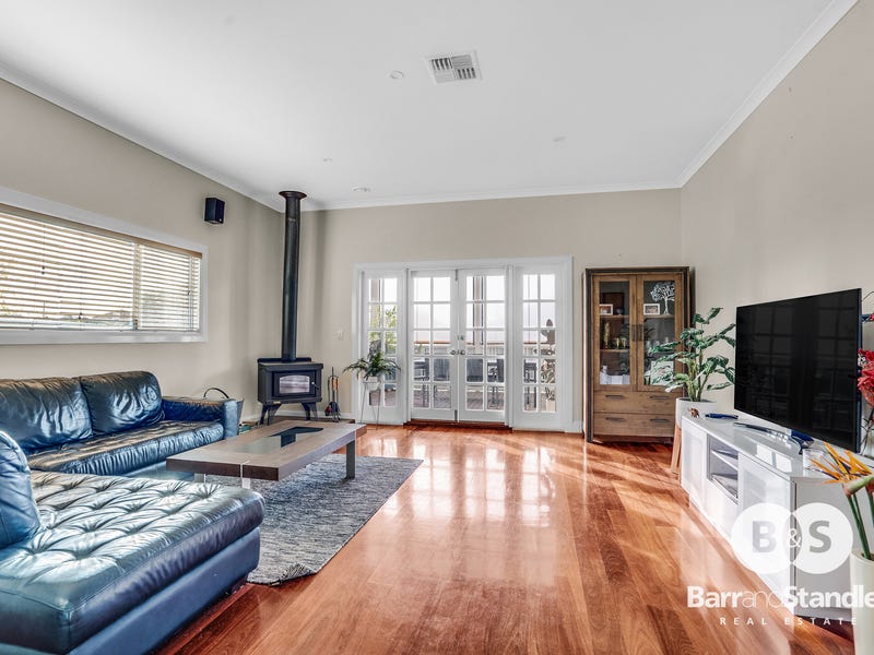 42 Constitution Street, South Bunbury, WA 6230