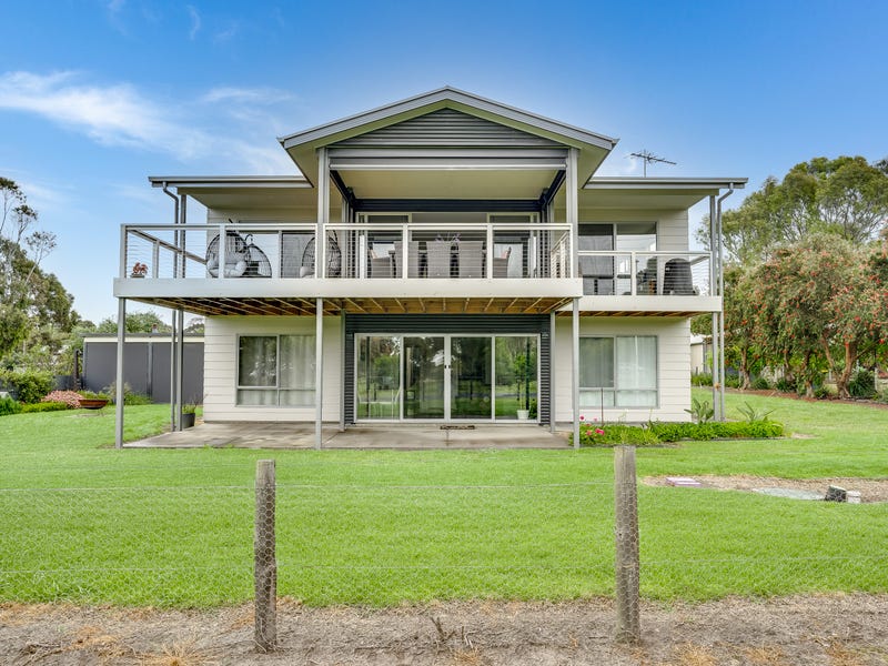 125 Island View Drive, Clayton Bay, SA 5256 125 Island View Drive, Clayton Bay, SA 5256