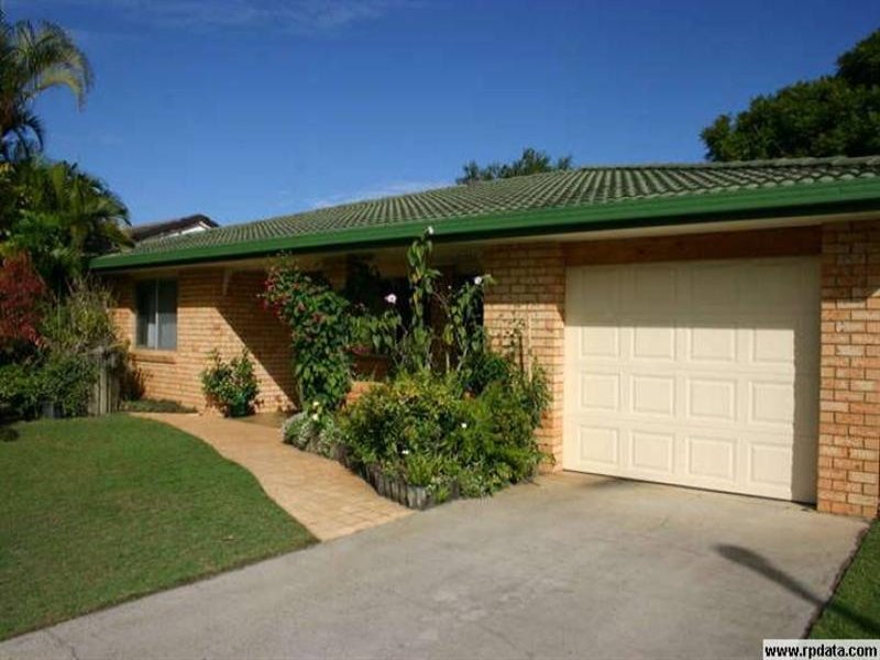 2 Roseland Avenue, Yamba, NSW 2464 Property Details