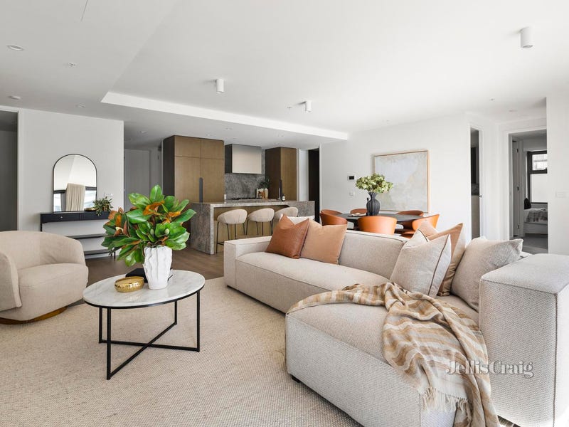 Real Estate & Property for Sale in St Kilda, VIC 3182 (+1 location) Pg