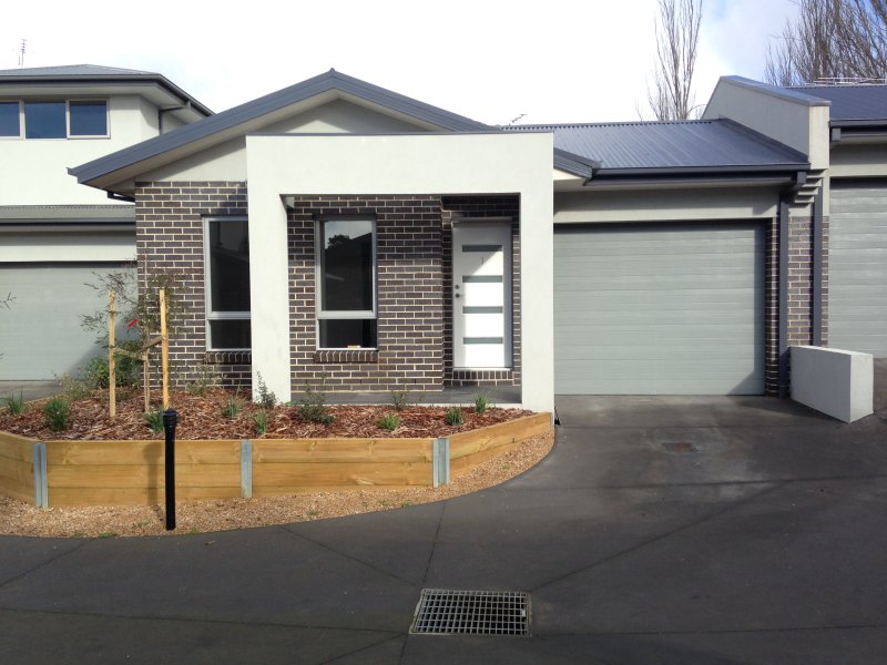 3/32 Rutledge Street, Kilmore, VIC 3764