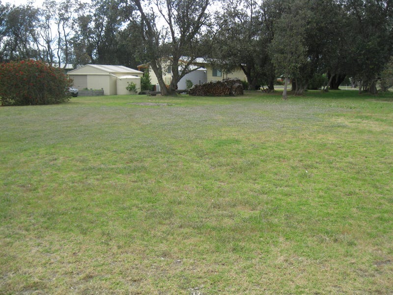 12 Mandalay Drive, The Honeysuckles, VIC 3851