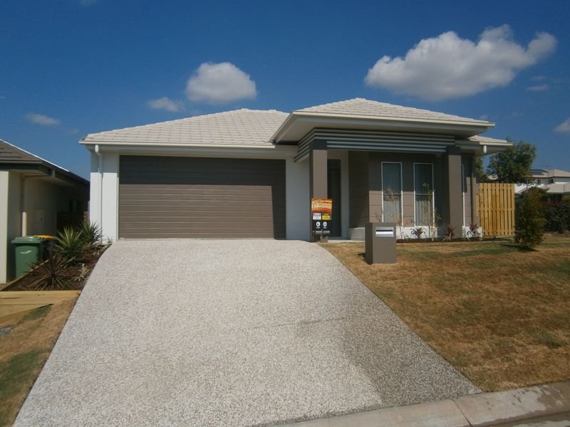 17 Lomond Street, North Lakes, QLD 4509