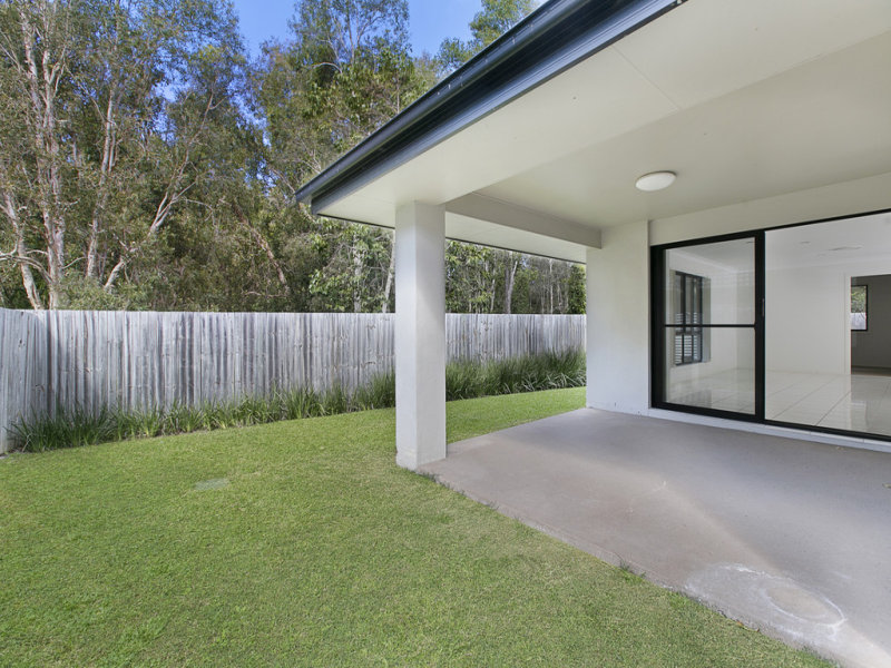 2/112 Beach Street, Cleveland, Qld 4163 Property Details