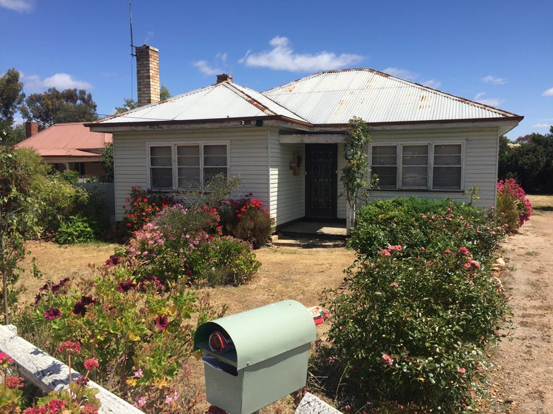 9 Mayes Street, Stawell, VIC 3380