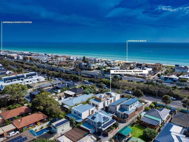 1/94 Station Street, Aspendale, Vic 3195 Townhouse for Sale