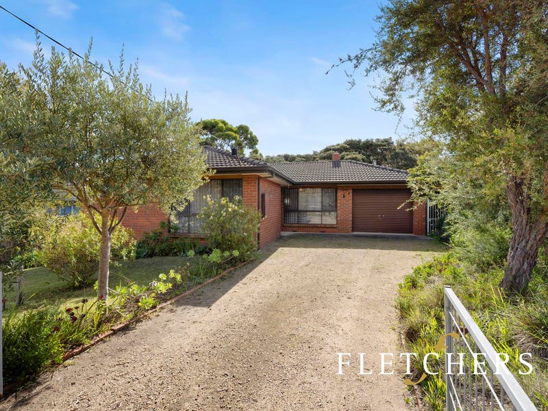 4 Leland Street, Blairgowrie, Vic 3942 House for Sale
