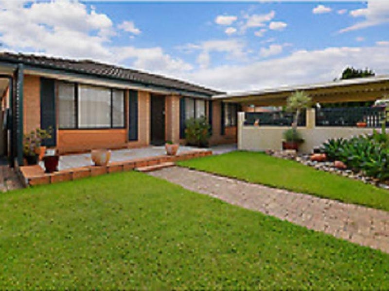 61 Adrian Street, Macquarie Fields, NSW 2564