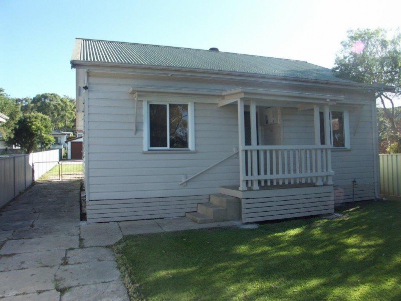 128 The Boulevarde, Toronto, NSW 2283 Property Details