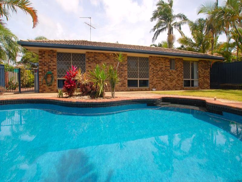 4 Coolamon Court, Mooloolaba, Qld 4557 Property Details