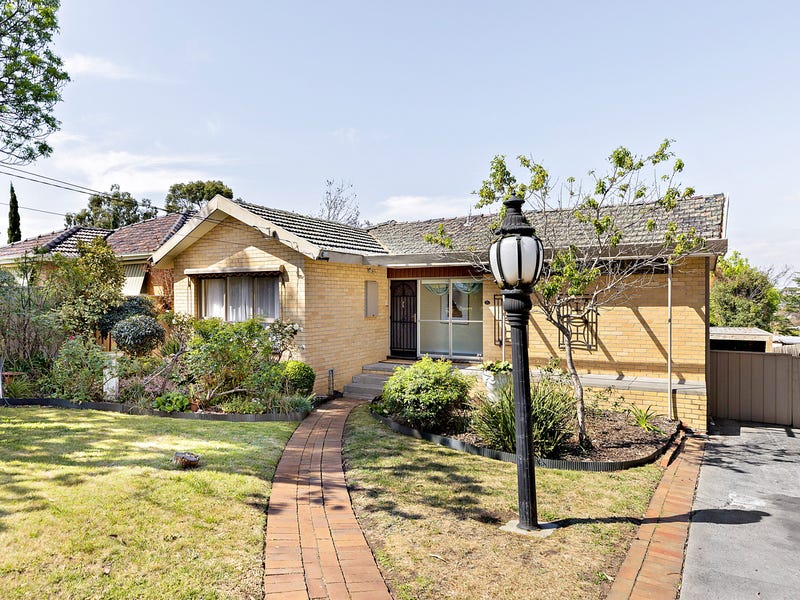 26 Woolart Street, Strathmore, Vic 3041 Property Details