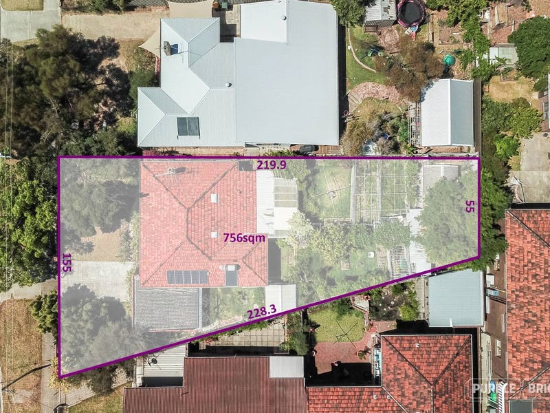 17 Wiluna Avenue, White Gum Valley, WA 6162